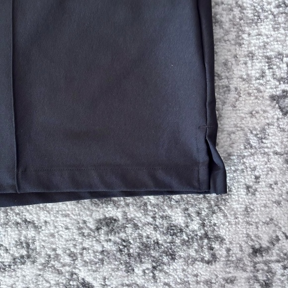 Adidas Women's Pintuck 5-inch Pull-On Golf Shorts Black - Picture 4 of 8